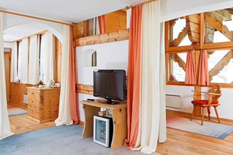 Schweizerhaus Swiss Quality Hotel Maloja Kültér fotó